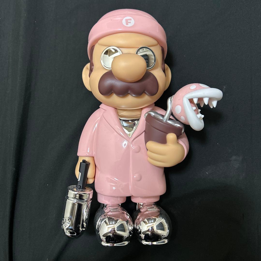 現在非売品 ピンク マリオ フィギュア 銃付き