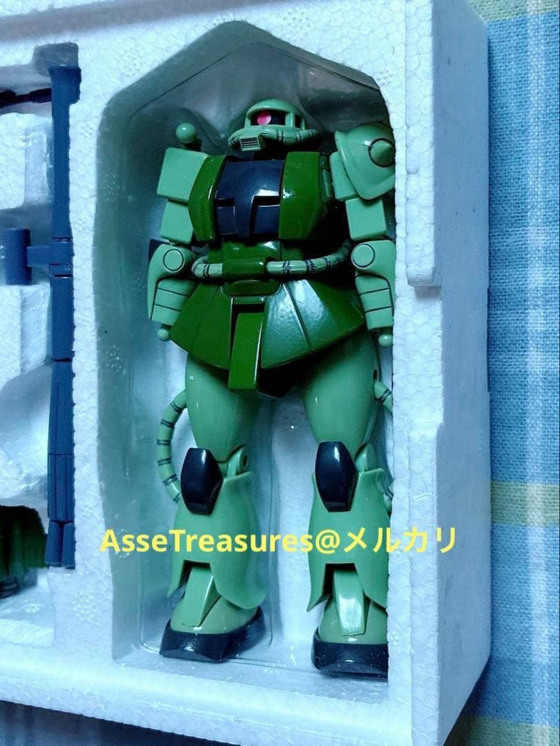 完全未使用 美品 バンダイ 超合金 可動戦士 1/144 量産型ザク