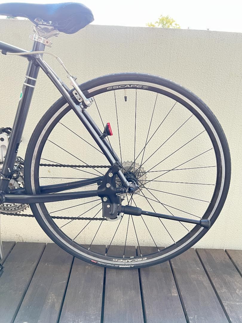 GIANT ESCAPE R3 クロスバイク　シマノ外装２４段変速　引取専用