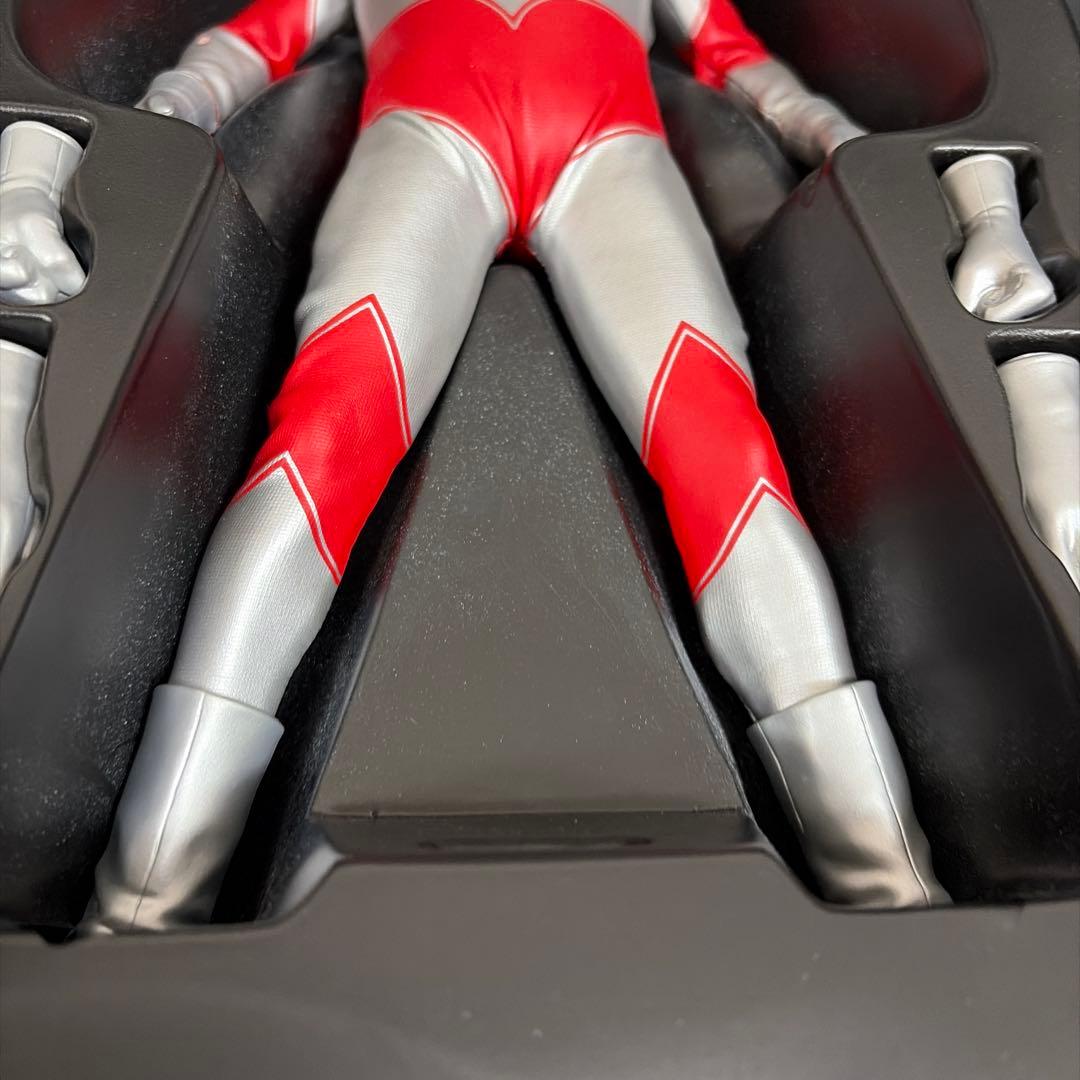 RAH帰ってきたウルトラマン　破損あり