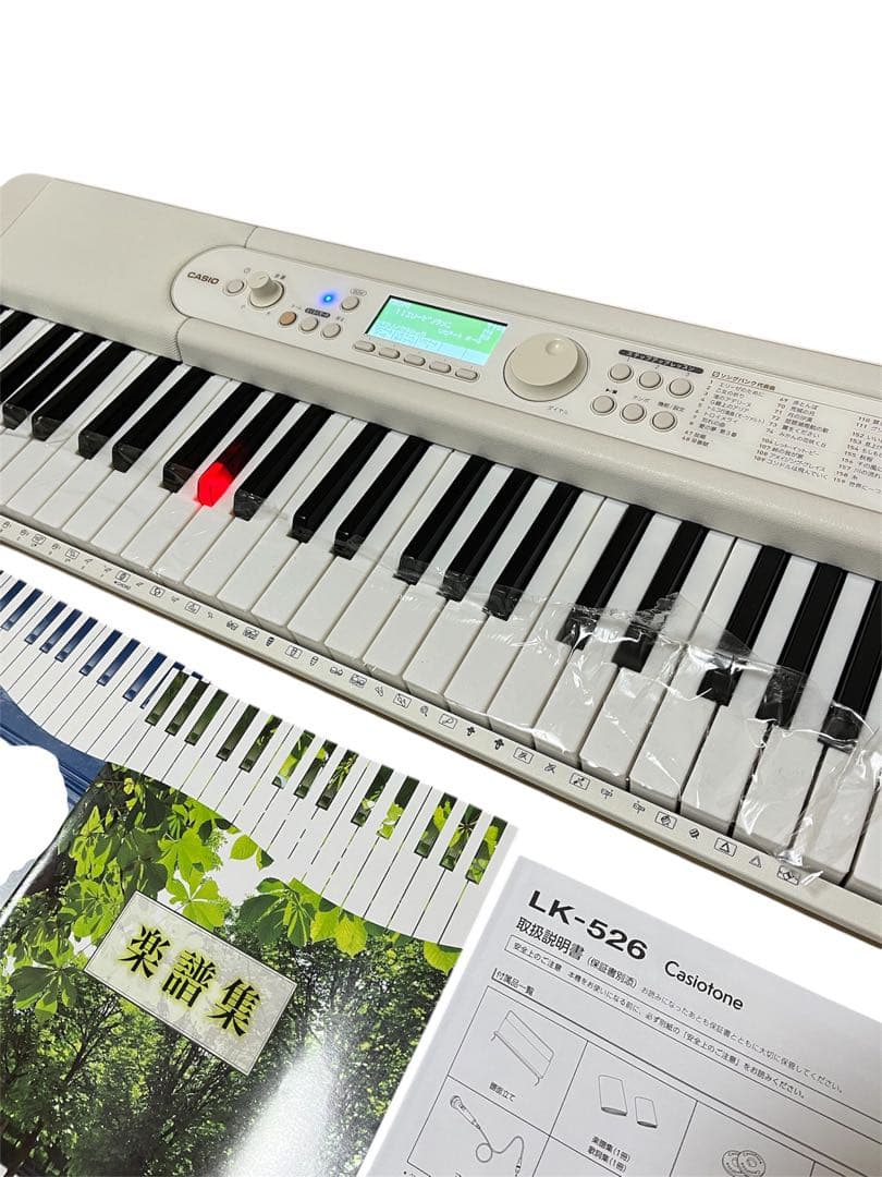 ✨ほぼ未使用✨CASIO 光ナビゲーション キーボード LK-526 電子ピアノ