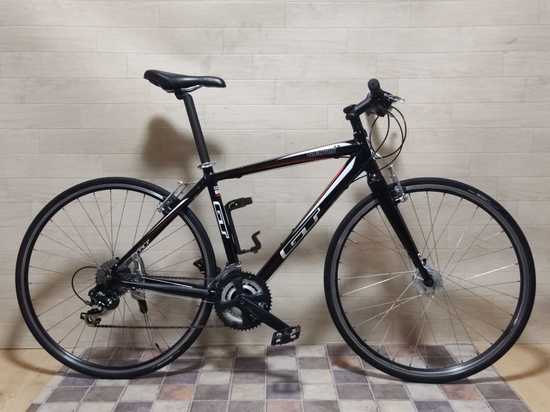 全国送料無料　GT　クロスバイク　Tachyon　タキオン　レアモデル