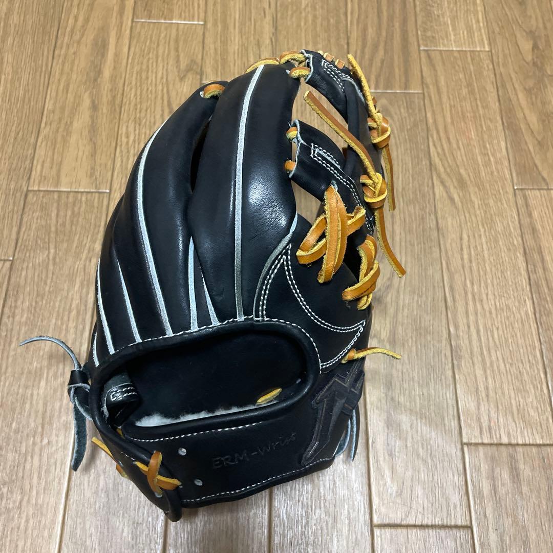 アトムズ硬式用グローブ