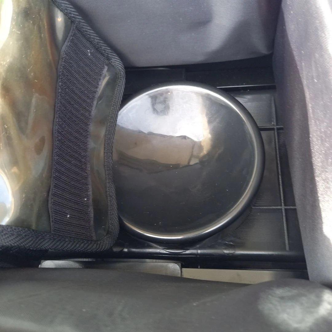 ABSブランドの「PRO-am」ボウリングバッグ（キャスター付き）