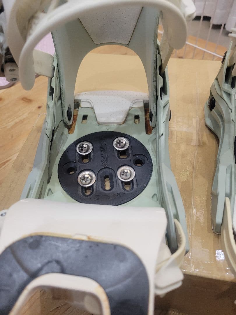 SALOMON DISTRICT HPS Sサイズ