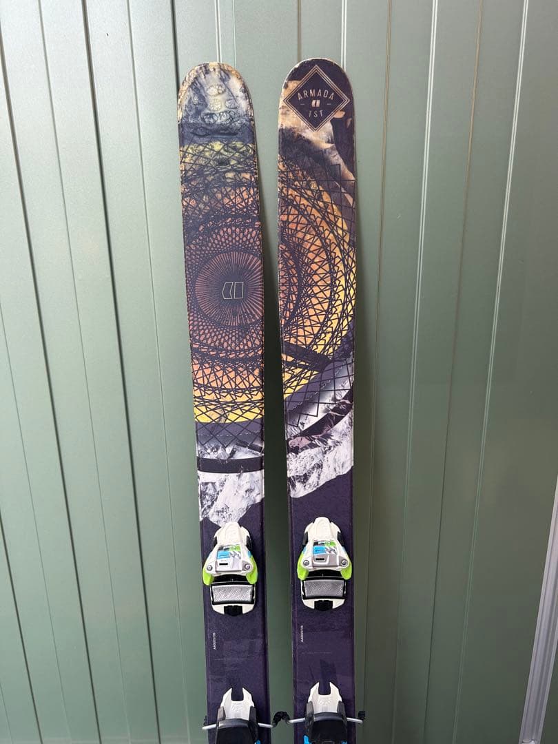 アルマダ　tst 174センチ