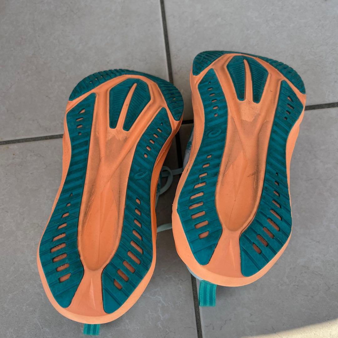 アシックス　ノヴァブラスト5 27.0cm