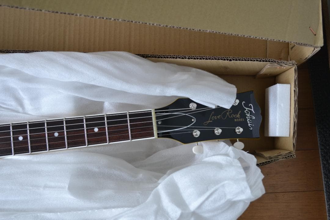 【未使用・新品】Tokai トーカイLSS-101 SYW