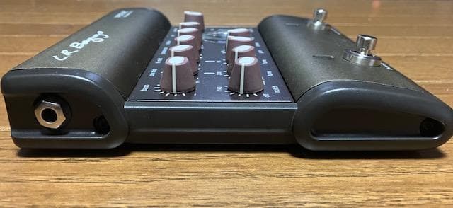 L.R. Baggs venue DI アコースティックギター用プリアンプ