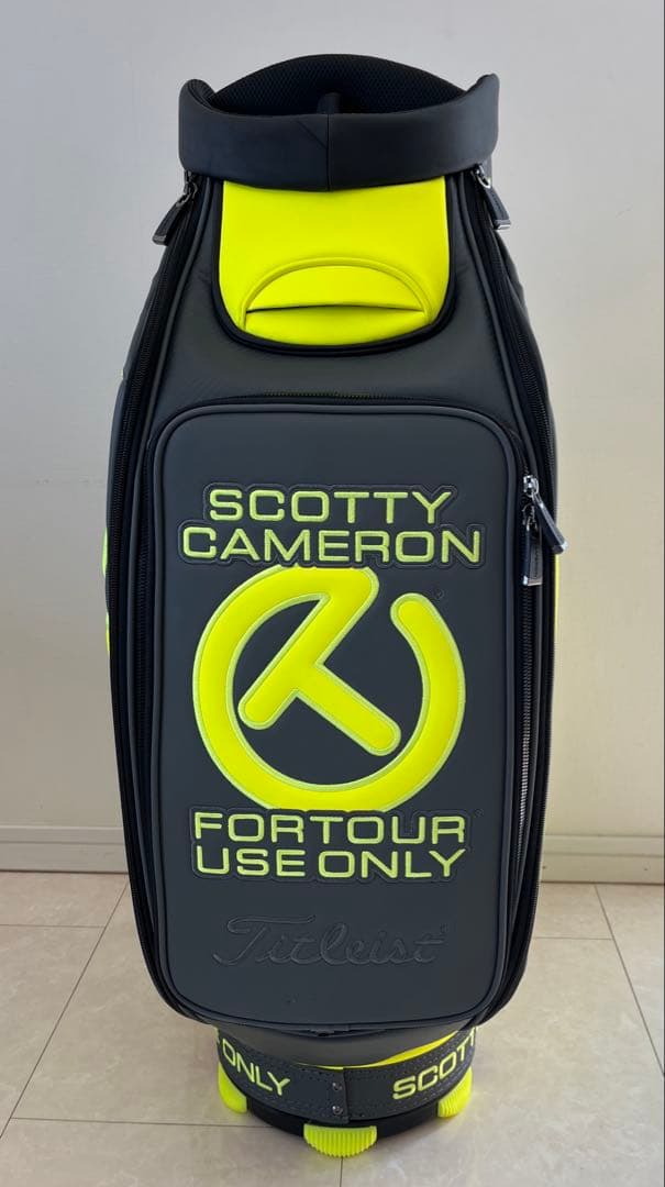 Scotty Cameron2022スタッフバッグ　ツアーバッグ　ネオンイエロー