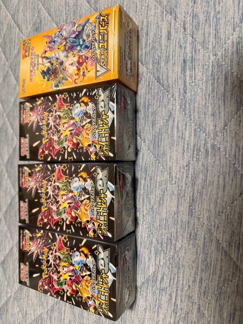 1/2まで出品　ポケカVユニ1BOX シャイニートレジャー3BOX シュリンク有
