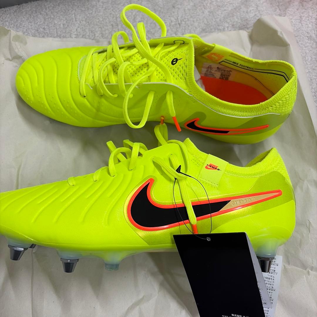 NIKE ティエンポ SG