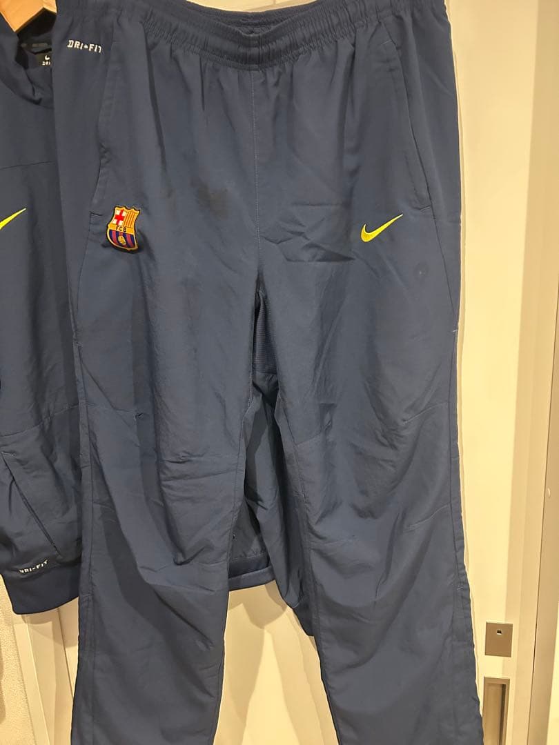 FC Barcelona ジャケットとパンツ セット ネイビー
