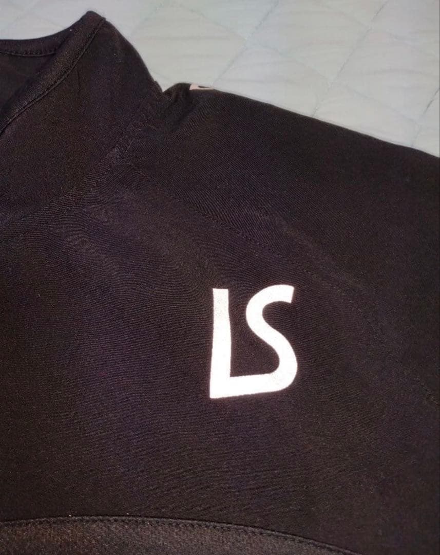 ルースイソンブラ LTT ハーフジップトレーニングウェア 上下セット XLサイズ