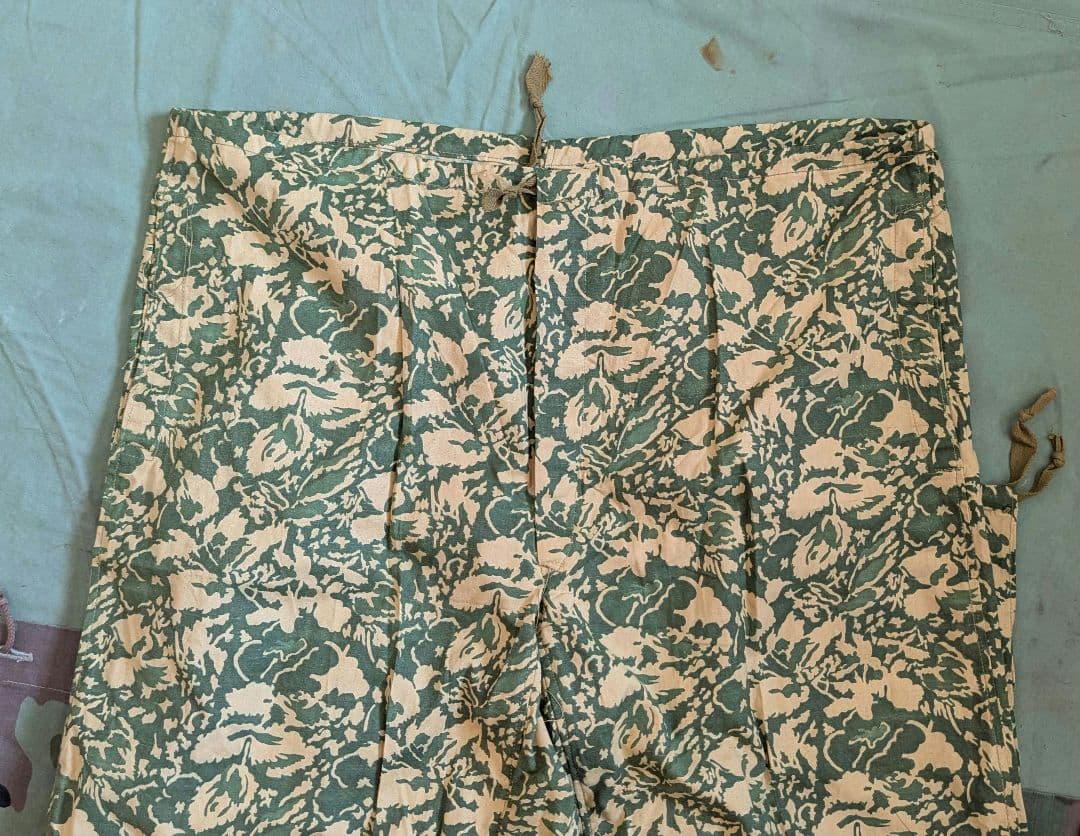 [ルーマニア軍] 50s デッド リーフカモ スナイパー スモック パンツ