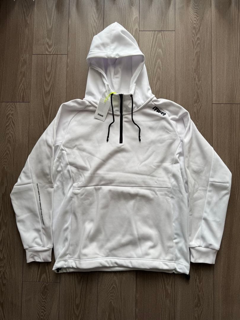 新品未使用　TFW49 パーカー　フーディー　サイズXL