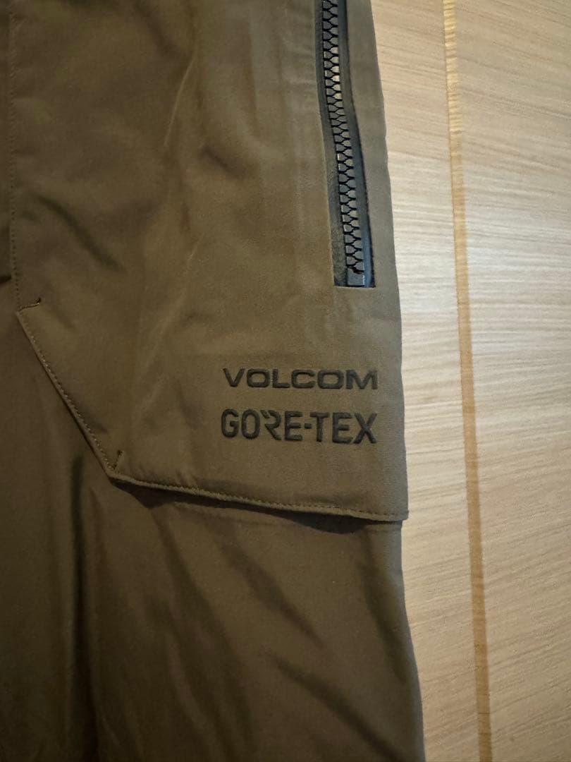 ボルコム　GORE-TEXスノーボードジャケット