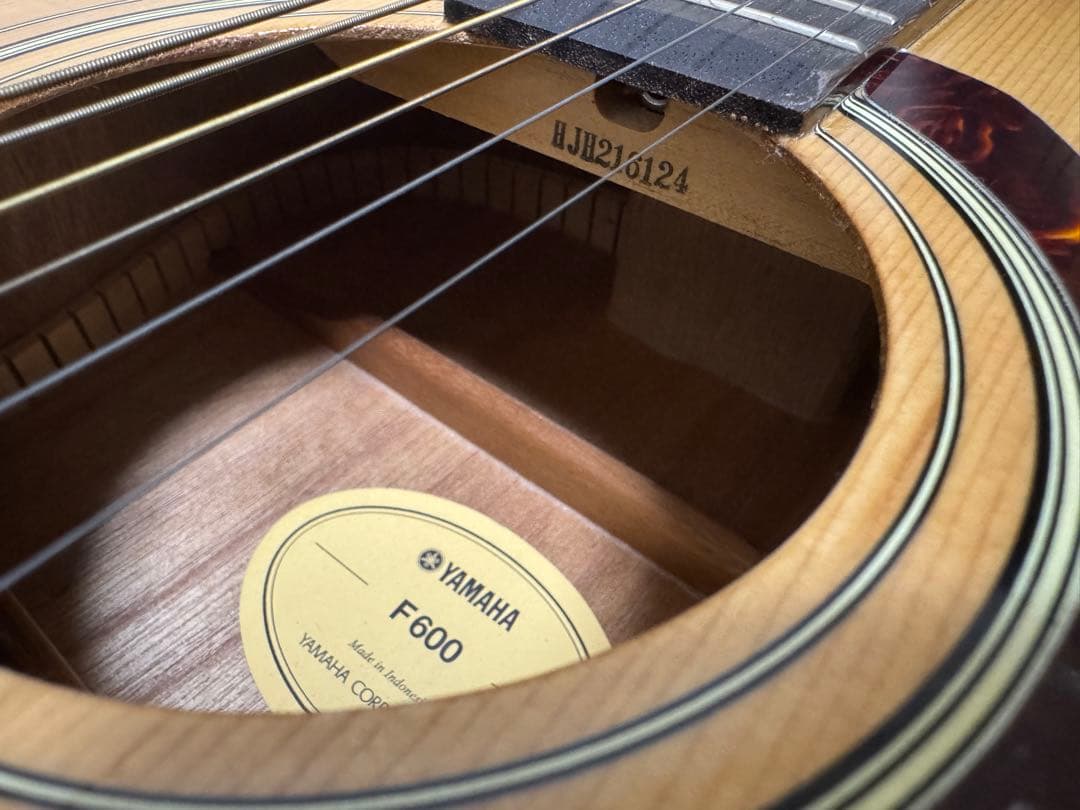YAMAHA ヤマハ　F600 アコースティックギター アコギ フォークギター