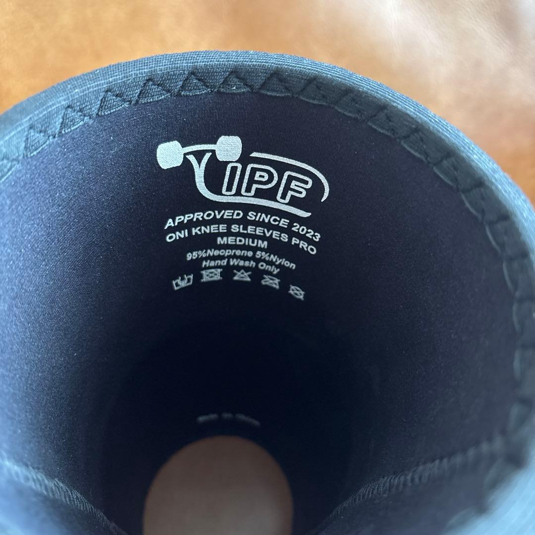 【S級品】ONI ニースリーブPRO 膝サポーター スクワット 鬼プロ　Mサイズ