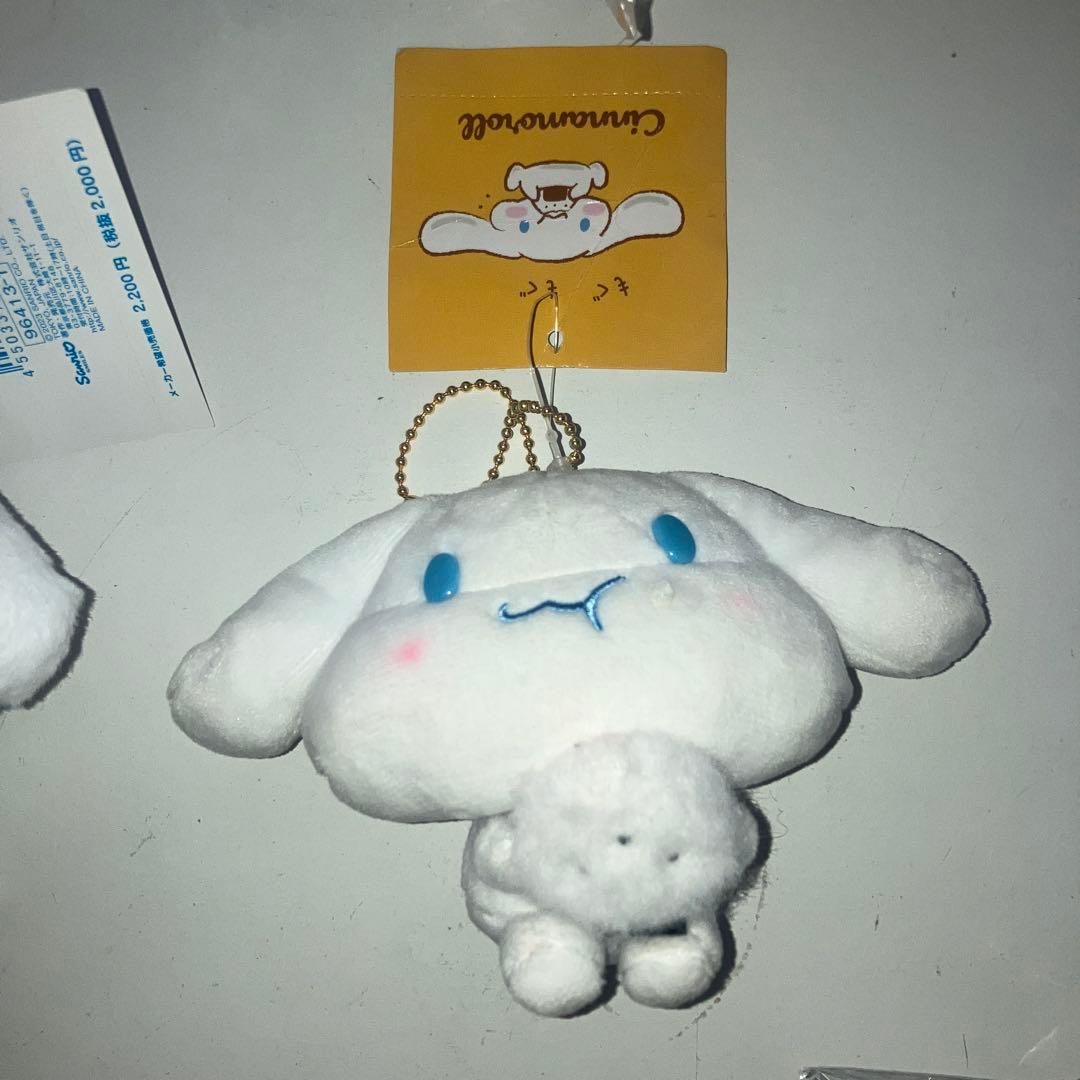 シナモンロール マスコット キーホルダー ぬいぐるみ 新品 タグ付き