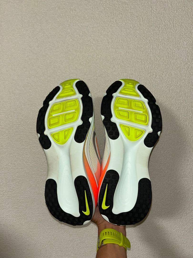 Nike vomero 18 (ボメロ18)