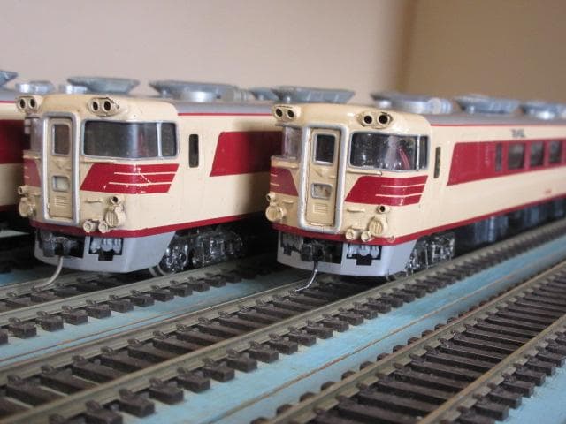 キハ82系 4両セット HOゲージ　(金属製 / カツミ製）