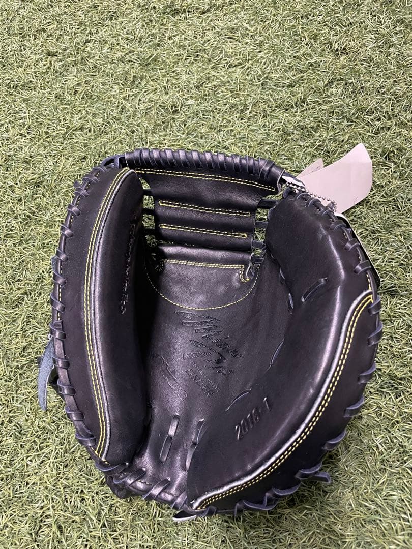 ミズノプロ 硬式オーダーキャッチャーミット コンパクト 新品未使用品 黒