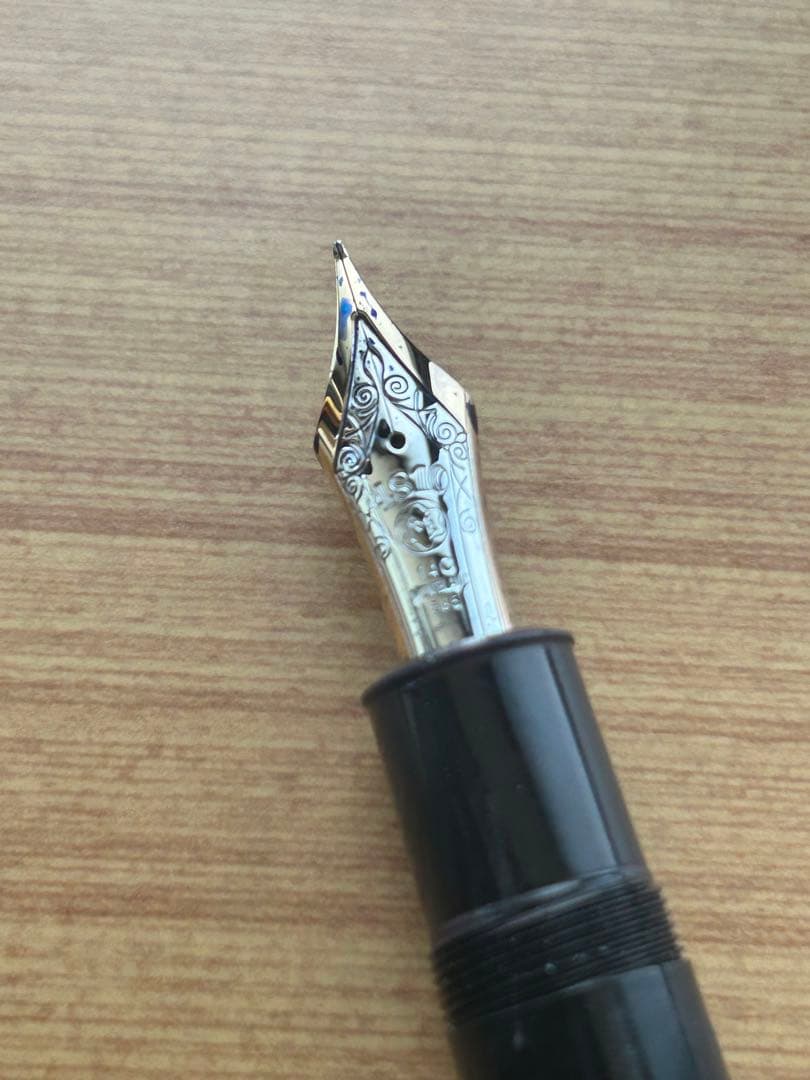 モンブラン 149 14C 中白 二段エボナイト芯 万年筆