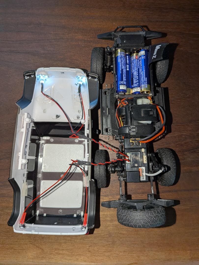 京商ミニッツ4×4 ジープラングラー アンリミテッド ルビコン キャタッピver