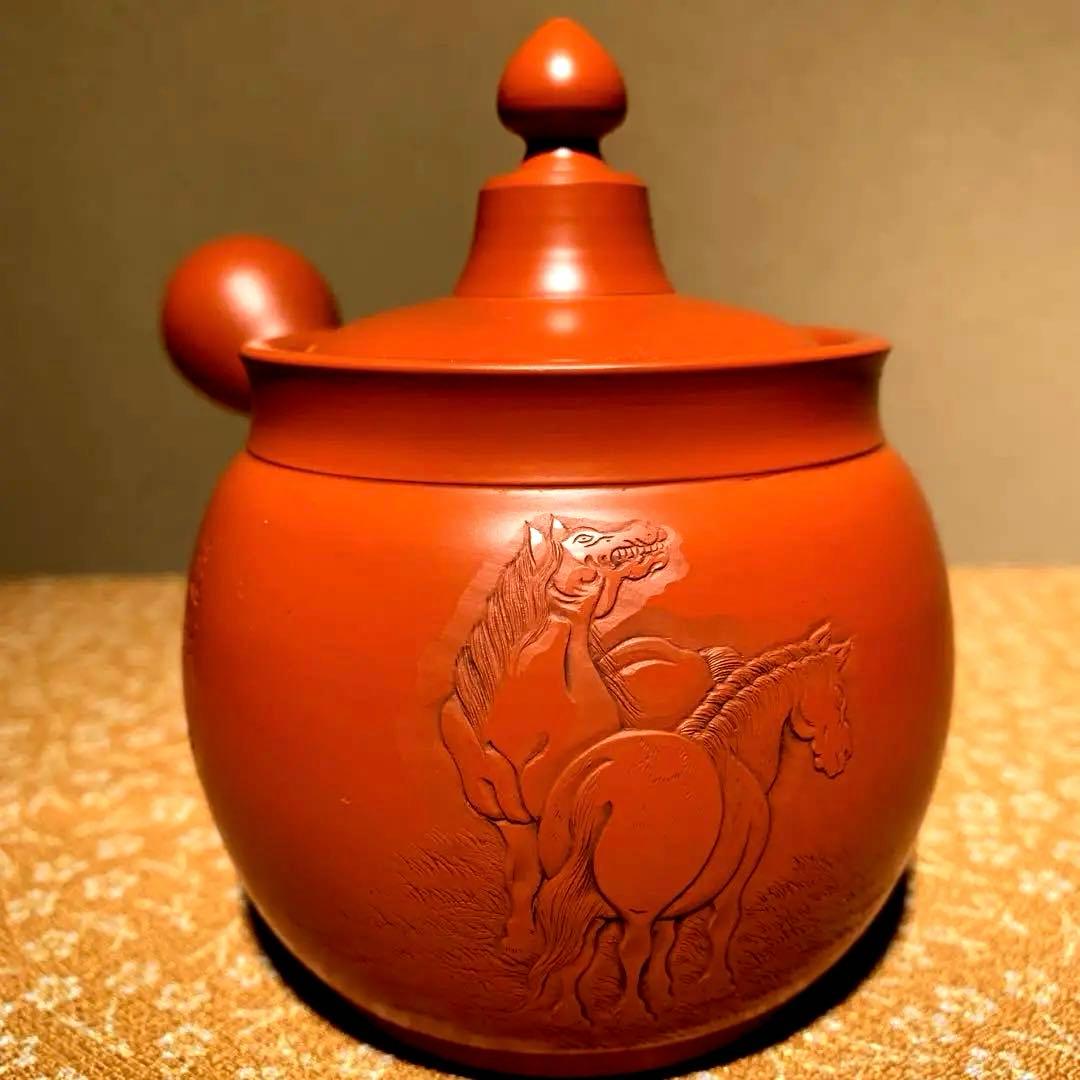 常滑焼急須作家、光影・白道合作、　駿馬の浮彫り。未使用