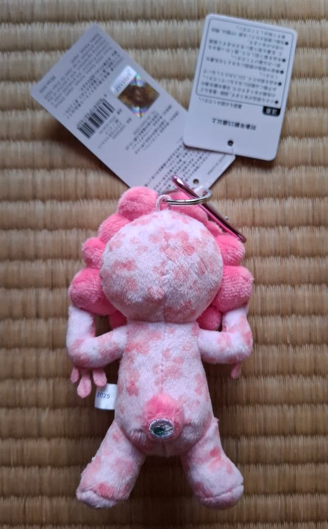 大阪関西万博　ミャクミャク　カラビナ付マスコット　黒　桜　カラビナ付PEZ　新品