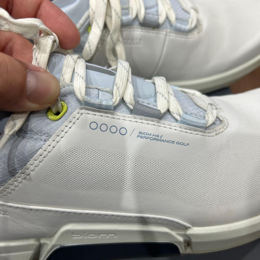 美品 定価35200円 ECCO バイオムH4ゴルフシューズ 25.5 ホワイト