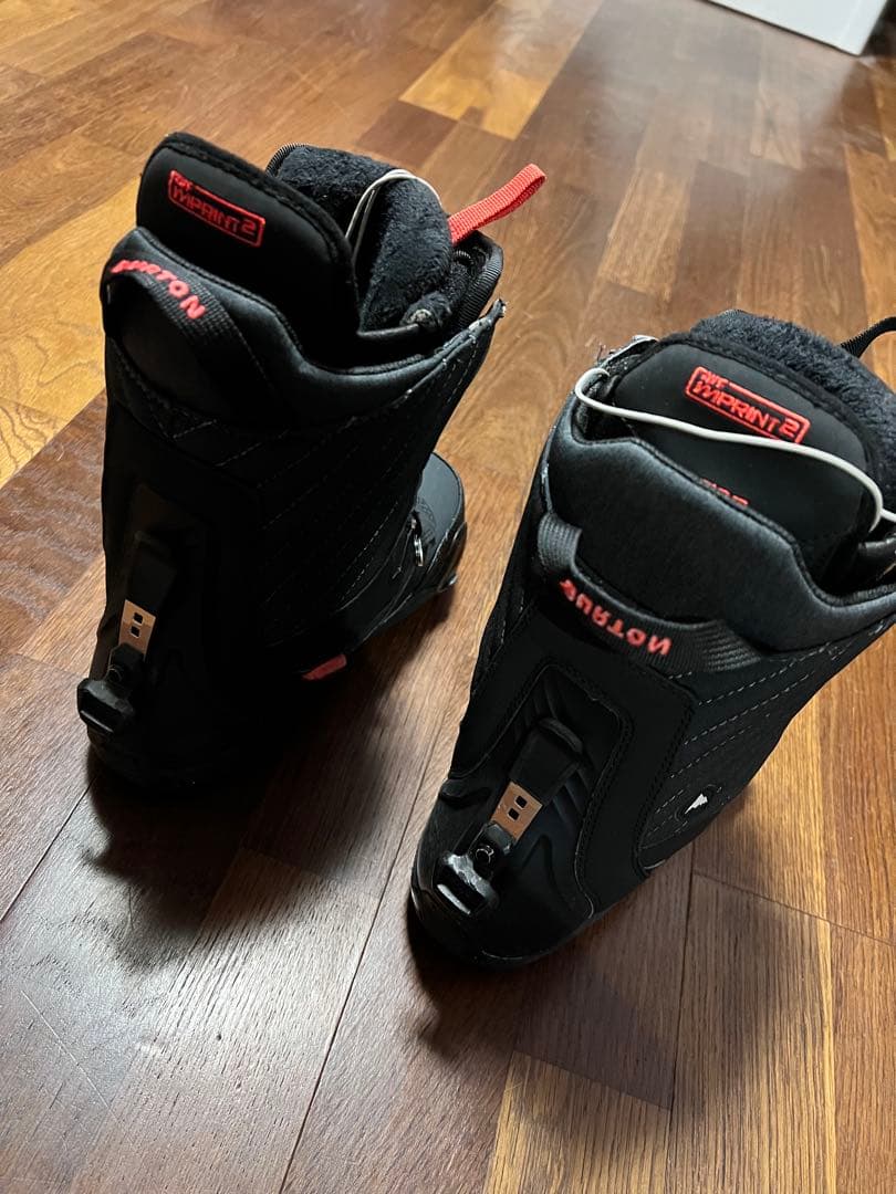 ゆゆ スノーボードブーツ