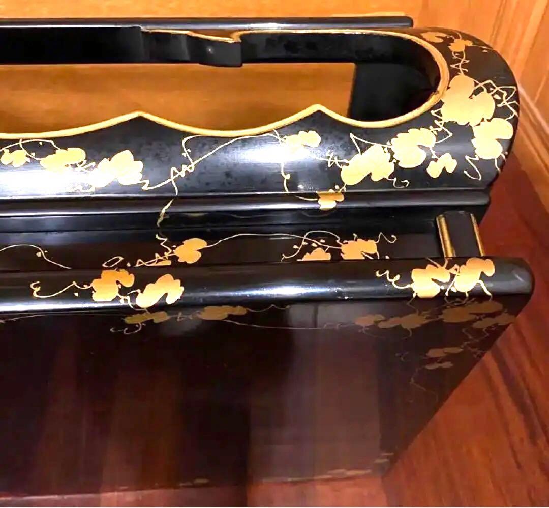 漆器、蒔絵の花台、大きい