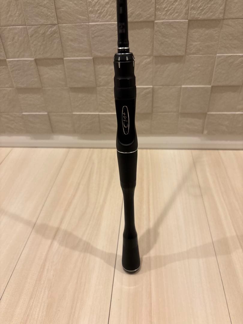 18ポイズンアドレナ268UL スピニングロッド　シマノ　ダイワ　バス釣り