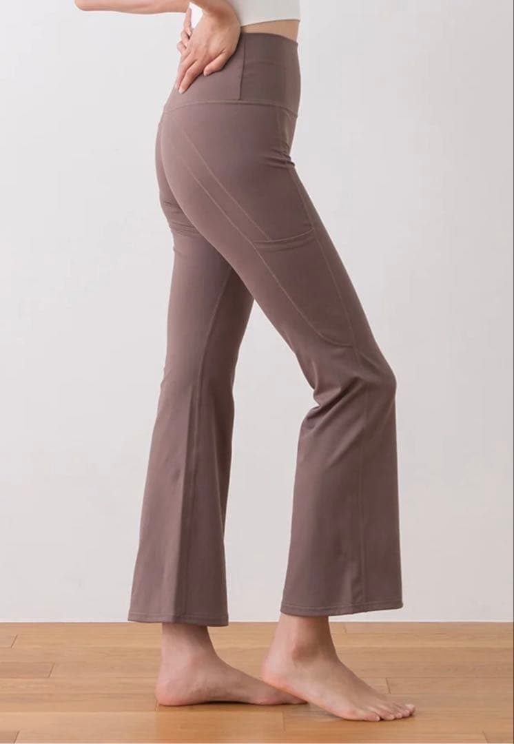 SUKALA スカーラ　ユーリテイフレアレギンス M