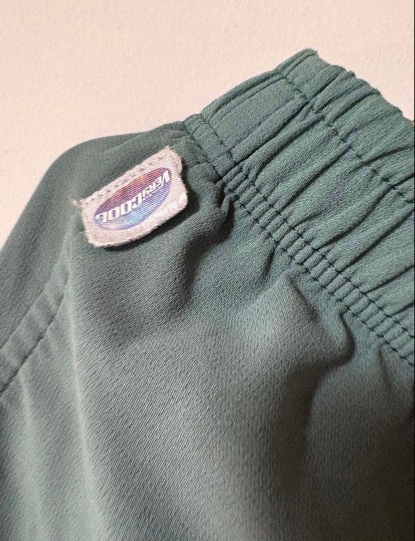 YONEX ダークグリーン ハーフパンツ