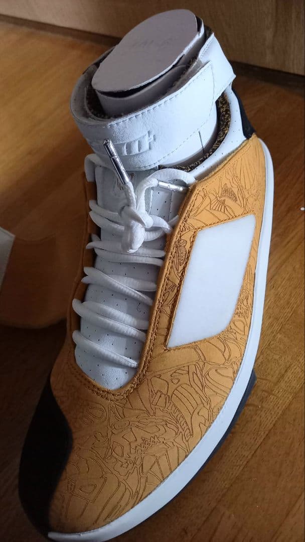 値下げ　未使用AirJordan xx(20)20周年モデル白/黄金/黒