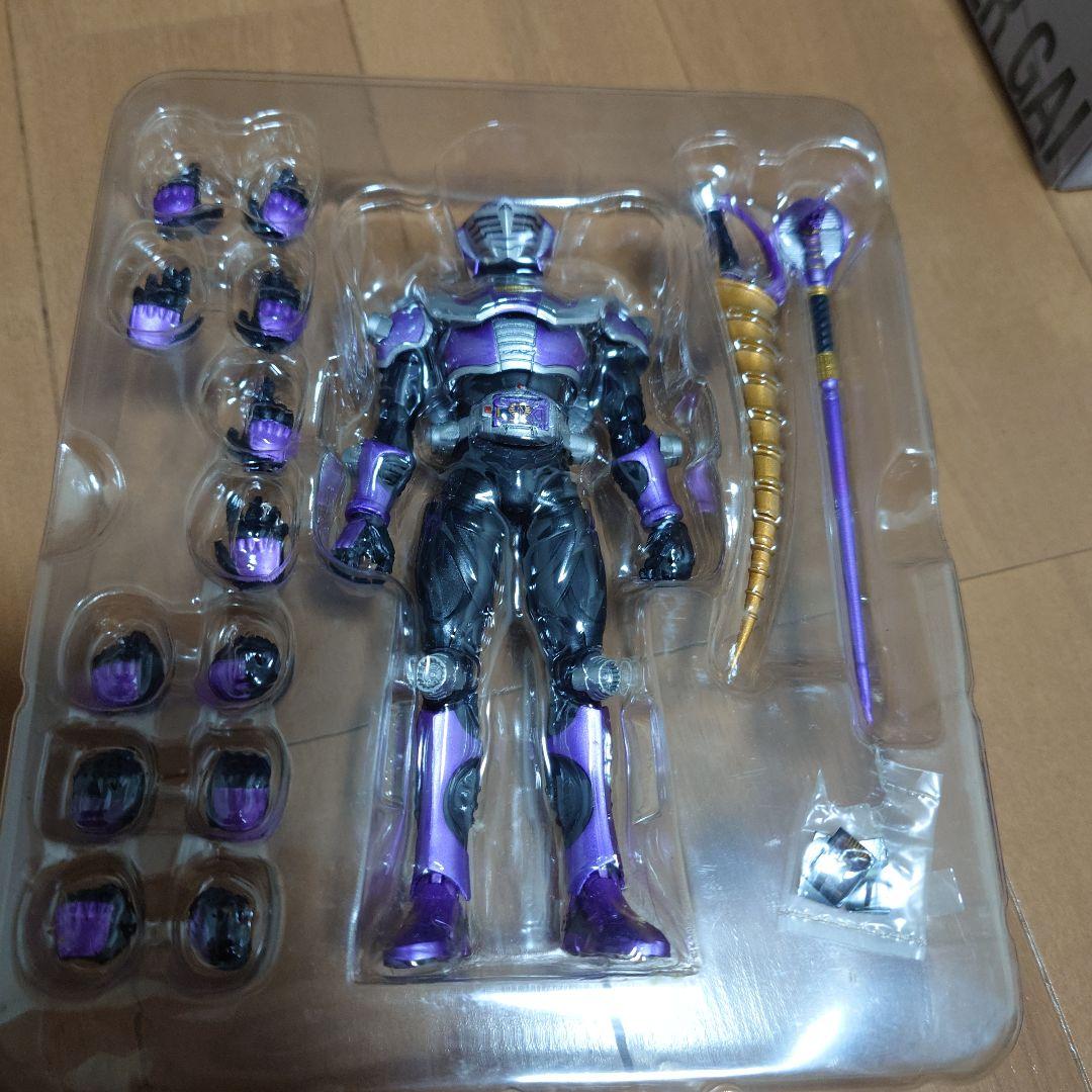 S.H.Figuarts　仮面ライダー龍騎