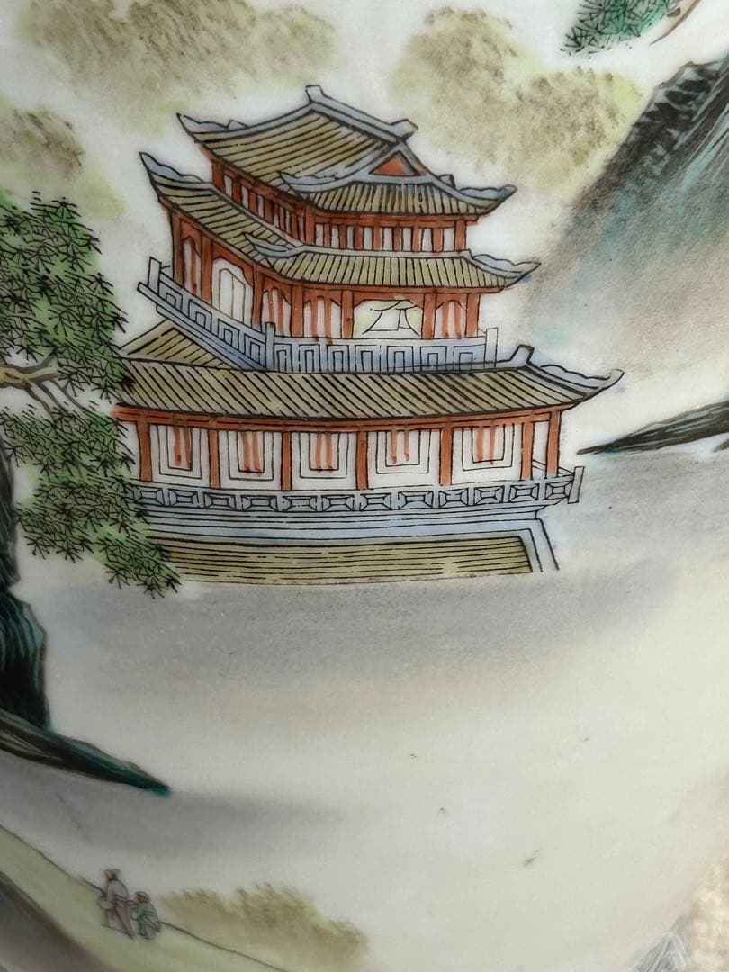 中国　景徳鎮製　山水　大瓶　送料込み0730