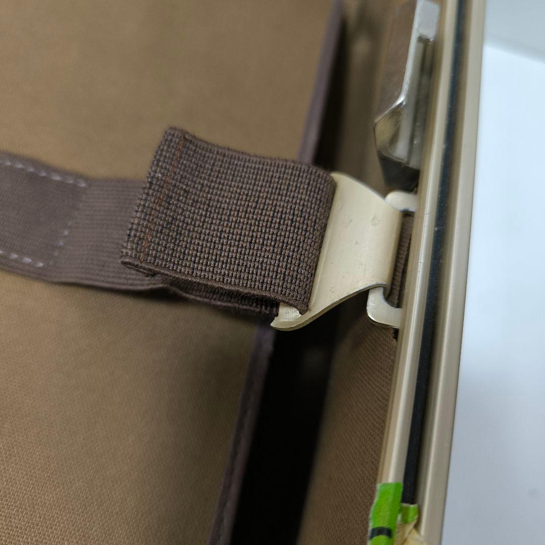 ゼロハリバートン スーツケース　鏡面仕上げゴールド