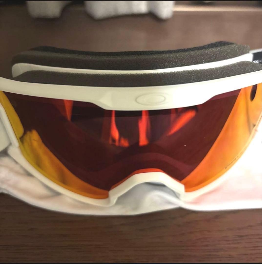 OAKLEYゴーグル ホワイト送料無料‼️