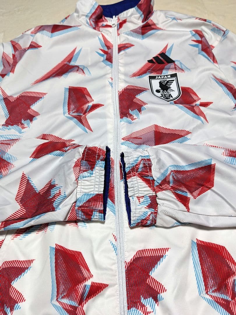 【極美品】日本代表 リバーシブル 2022アンセムジャケット “折鶴モデル” M