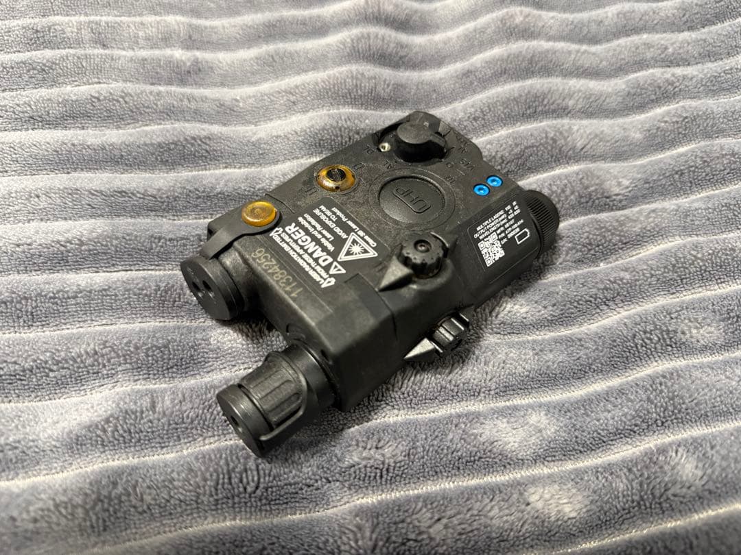 SOTAC GEAR LA-5C UHP IRイルミネーターポリマー製 ブラック