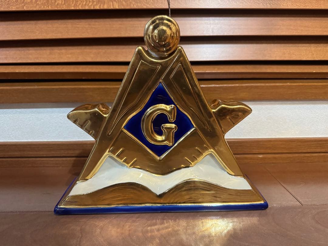 フリーメイソン　ウィスキー　ボトル　ウイスキー