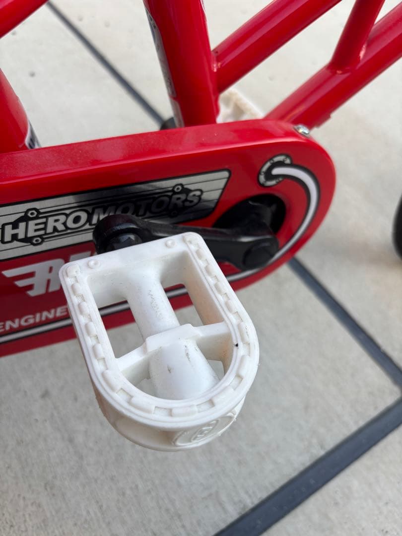 消防車デザイン　自転車 16インチ　美品