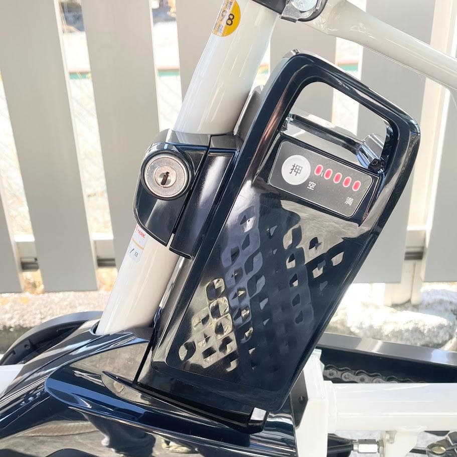 ●パナソニック● 電動アシスト三輪自転車 ビビライフ 大容量 BE-FU832F