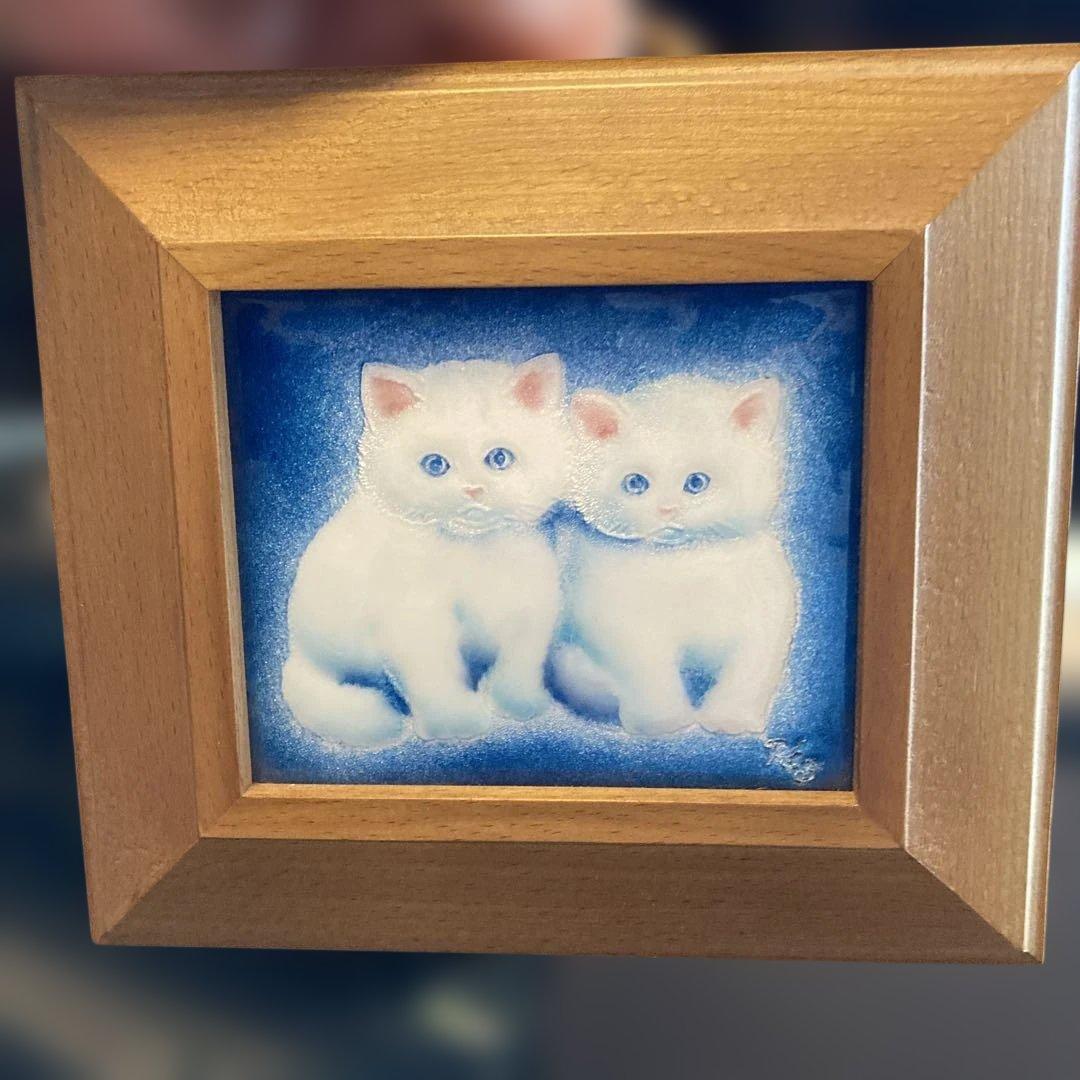 七宝焼きヒグチユウコ猫の壁掛け