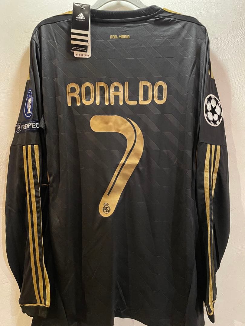 新品タグ付き　レアル・マドリード　クリスティアーノ・ロナウド　ユニフォーム