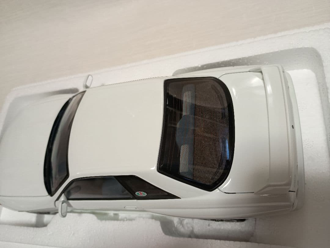 オートアート1/18 スカイラインGT-R N1 ニスモ　OPパーツVer